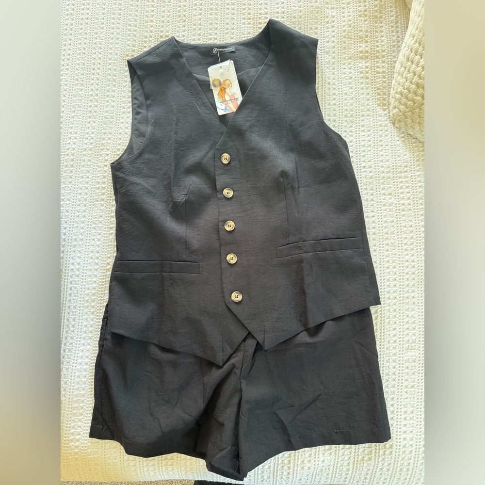 Black Button-Up Vest and shorts Set